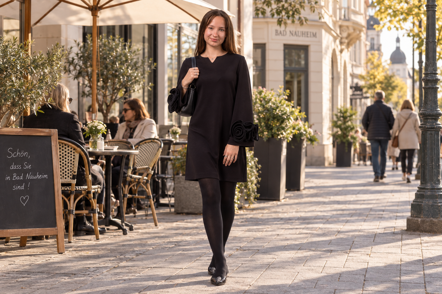Bad Nauheim Streetstyle - Langarm Stretch-Kleid mit Rundhalsausschnit