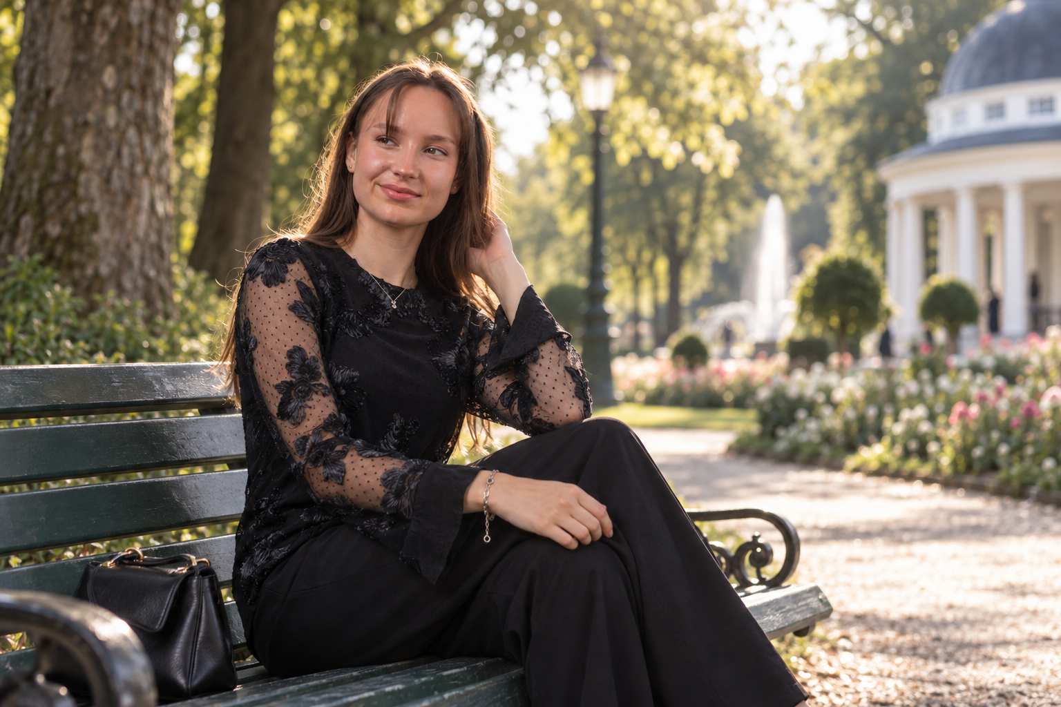 Bad Nauheim Streetstyle - Langarm Bluse mit A-Linie und Stickereien