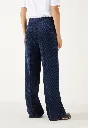 61084053-0373_web_model_detail3.webp