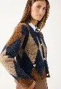 61081259-3350_web_model_front.webp