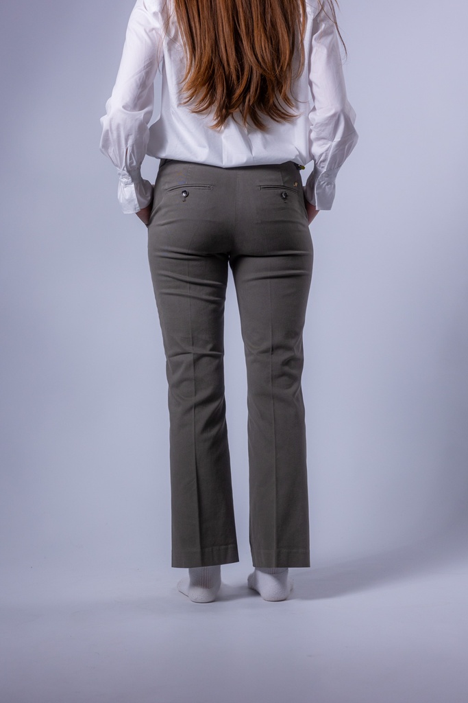 4PNTD3513_OL_Back