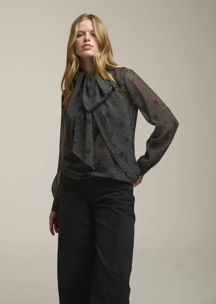0039_AW26-222631Dorothea0001-0507-Looked-Cropped-1440px-sRGB-Q90.webp