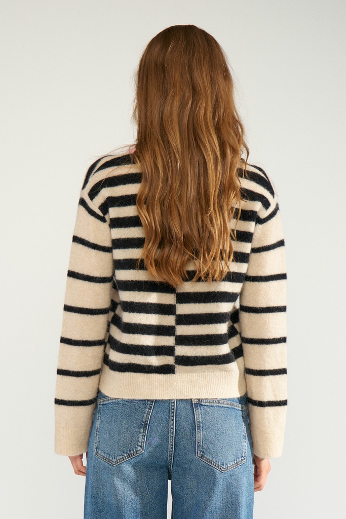 707210_SW_Back
